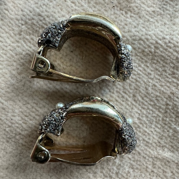 Vintage Judy Lee AB Pearl & Gold Clip-On Earrings - Picture 5 of 11